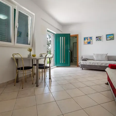 Apartments Tomic